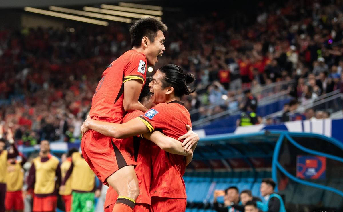 世界杯预选赛：中国队赢得关键战役