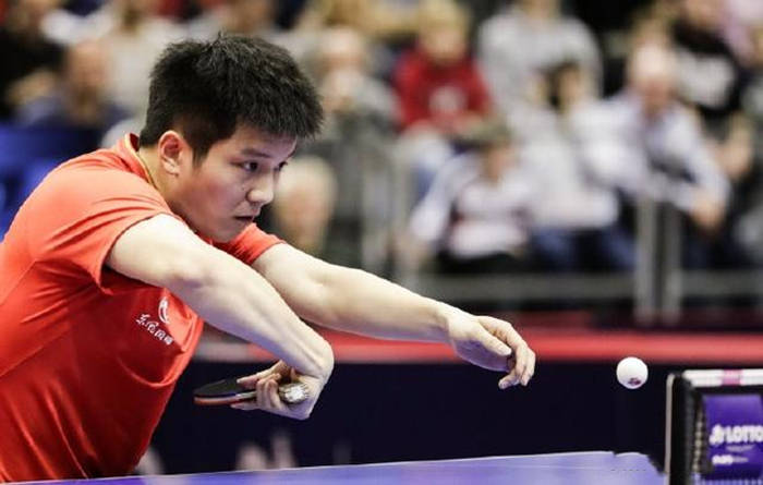 韩国乒乓球队绝地反击英国乒乓球队，奥恰洛夫统治全场