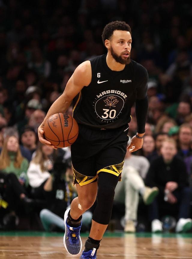 蒙彼利埃挑战南特，球迷们期待强强对话的精彩表现