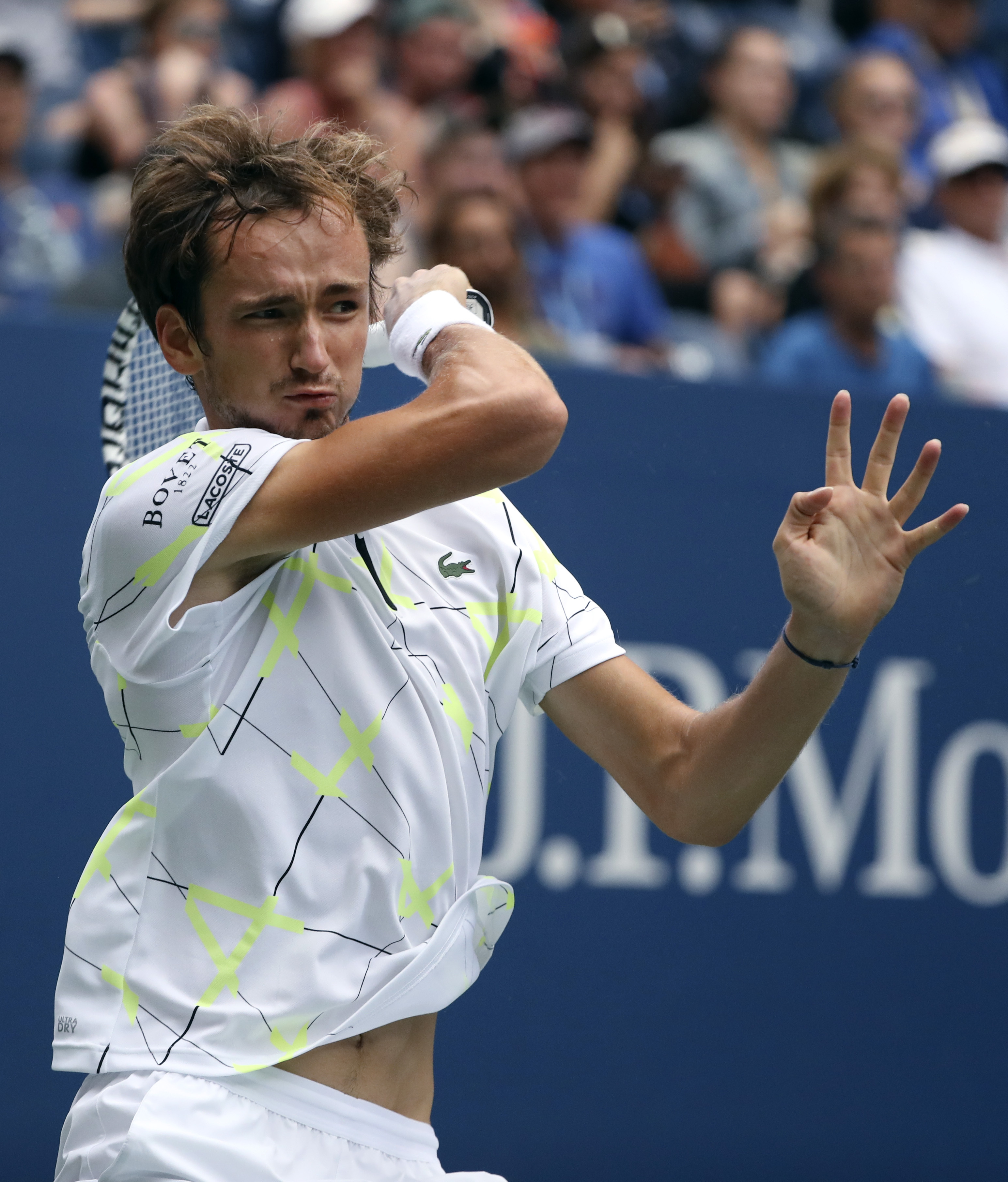 美国网球队险胜世界网球队，梅德韦杰夫高光表现